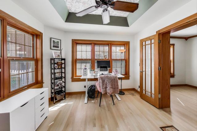 1607 S Ashland Avenue, Park Ridge, IL 60068