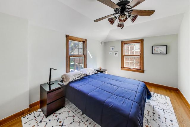 1607 S Ashland Avenue, Park Ridge, IL 60068