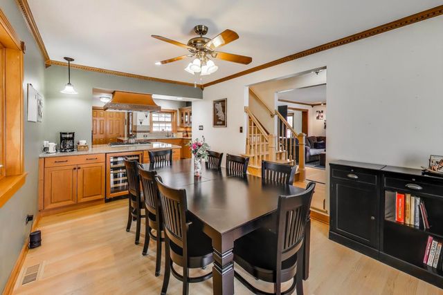 1607 S Ashland Avenue, Park Ridge, IL 60068