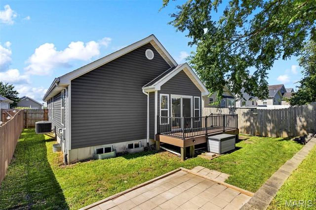 232 Autumn Oaks Drive, Troy, MO 63379