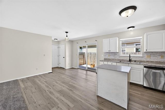 232 Autumn Oaks Drive, Troy, MO 63379