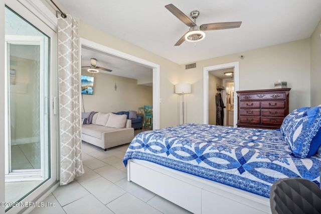 413 1ST Street S 303, Jacksonville Beach, FL 32250