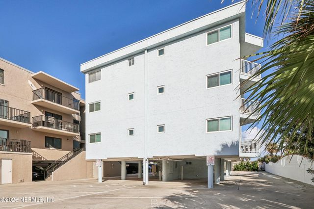 413 1ST Street S 303, Jacksonville Beach, FL 32250