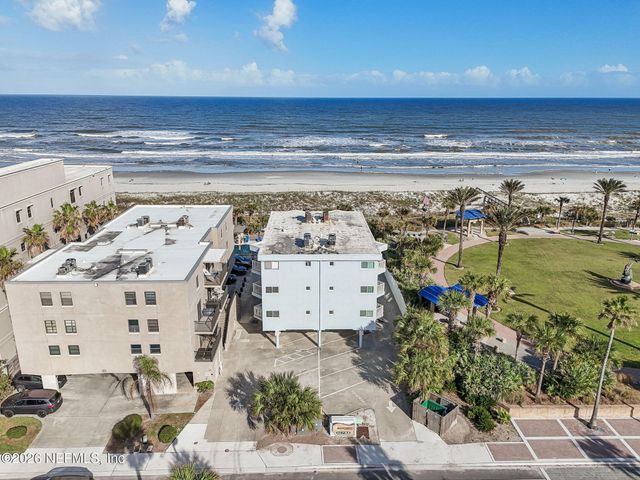 413 1ST Street S 303, Jacksonville Beach, FL 32250