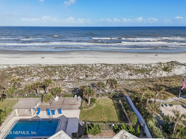 413 1ST Street S 303, Jacksonville Beach, FL 32250