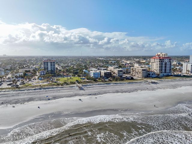 413 1ST Street S 303, Jacksonville Beach, FL 32250