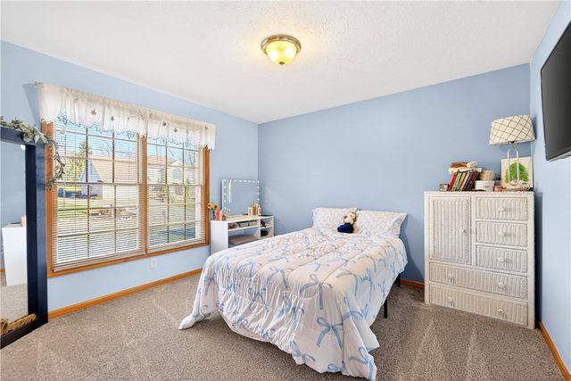 111 Lopez Dr, South Union Twp, PA 15401