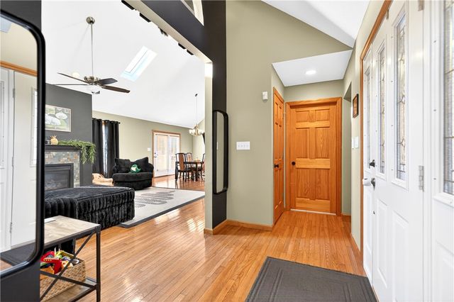 111 Lopez Dr, South Union Twp, PA 15401