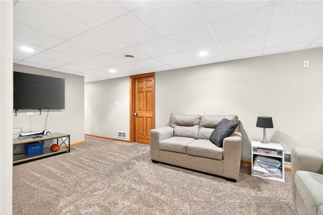 111 Lopez Dr, South Union Twp, PA 15401