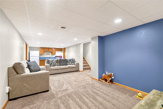 111 Lopez Dr, South Union Twp, PA 15401