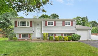 35 Saint Marys Dr, Roxbury Twp., NJ 07876