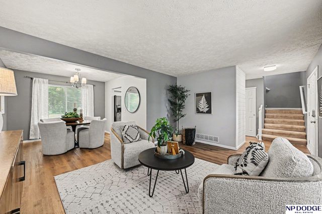 11259 S 202 Circle, Gretna, NE 68028