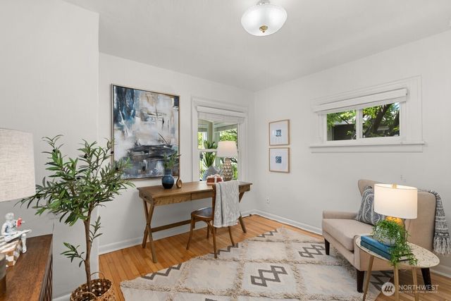9718 12th Avenue NW, Seattle, WA 98117