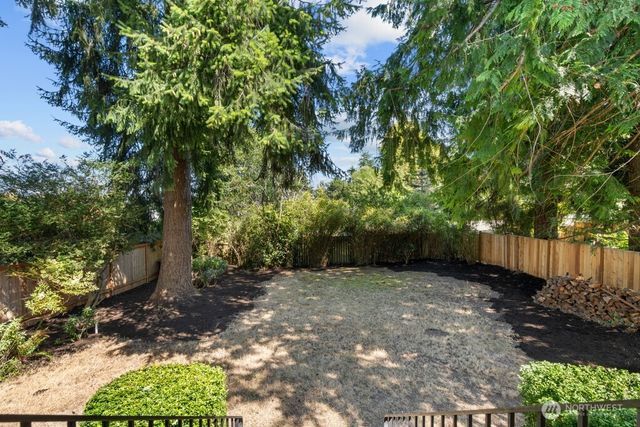 9718 12th Avenue NW, Seattle, WA 98117