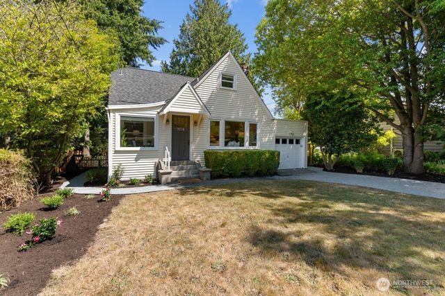 9718 12th Avenue NW, Seattle, WA 98117
