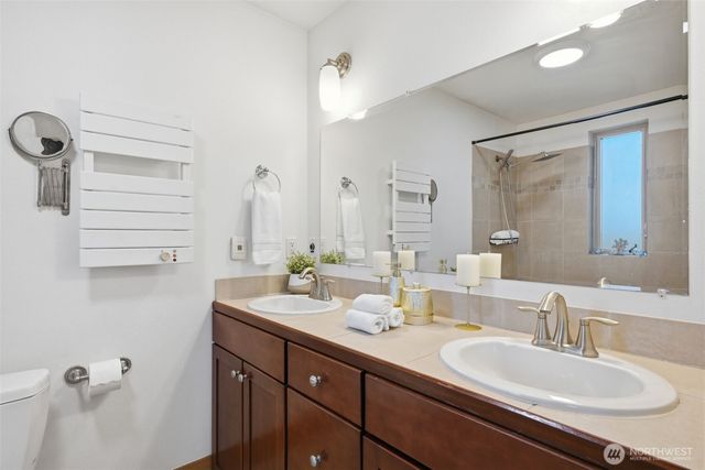 5804 17th Avenue S, Seattle, WA 98108