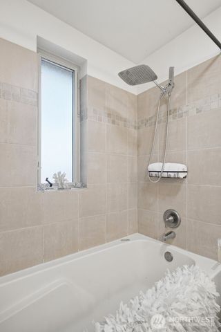 5804 17th Avenue S, Seattle, WA 98108