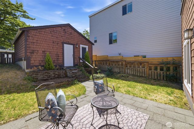 5804 17th Avenue S, Seattle, WA 98108