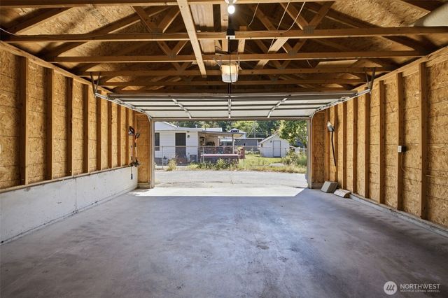 5804 17th Avenue S, Seattle, WA 98108