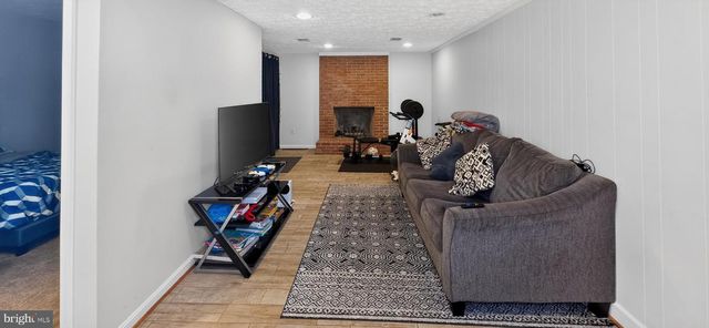 9205 GATEWATER TER, Potomac, MD 20854