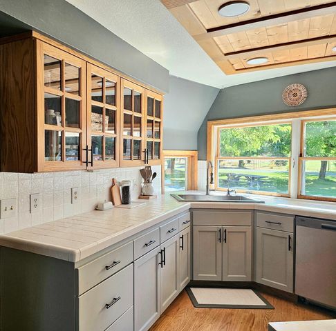 1931 Dellwood Drive, Grants Pass, OR 97526