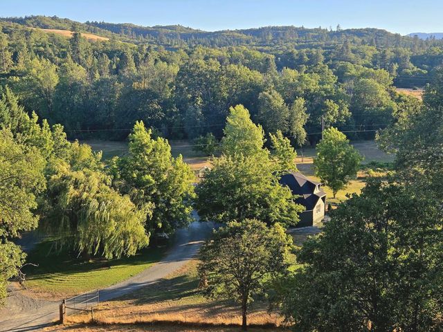 1931 Dellwood Drive, Grants Pass, OR 97526