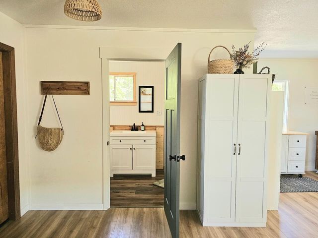 1931 Dellwood Drive, Grants Pass, OR 97526