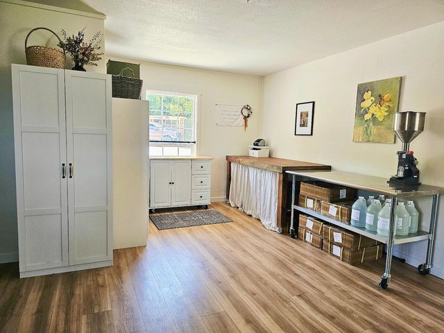 1931 Dellwood Drive, Grants Pass, OR 97526