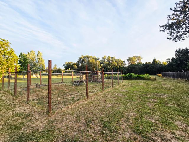 1931 Dellwood Drive, Grants Pass, OR 97526