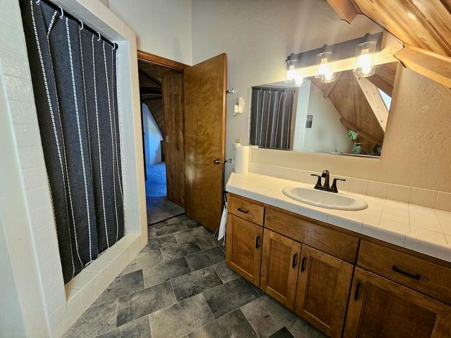 1931 Dellwood Drive, Grants Pass, OR 97526