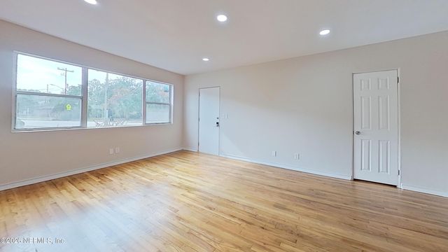 3005 WALTON Street 2, Jacksonville, FL 32207