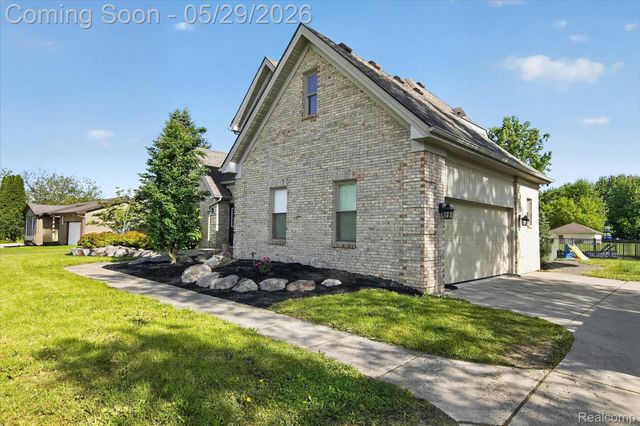 34604 Jesica Lane, Huron Charter Township, MI 48164