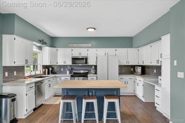 34604 Jesica Lane, Huron Charter Township, MI 48164