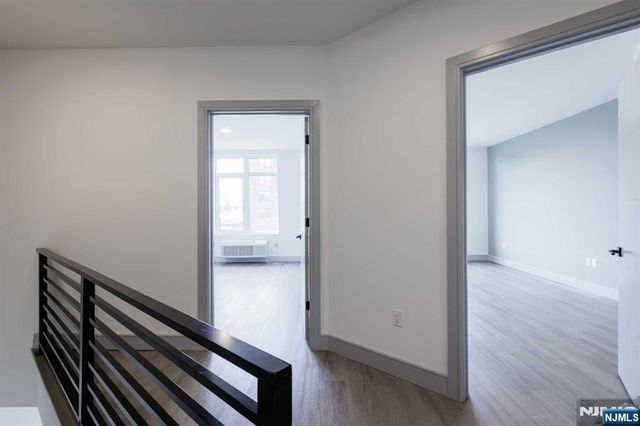1435 10th Street 405, Fort Lee, NJ 07024