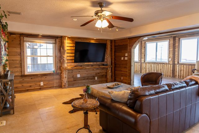 189 Nautilus Court, Decatur, TX 76234