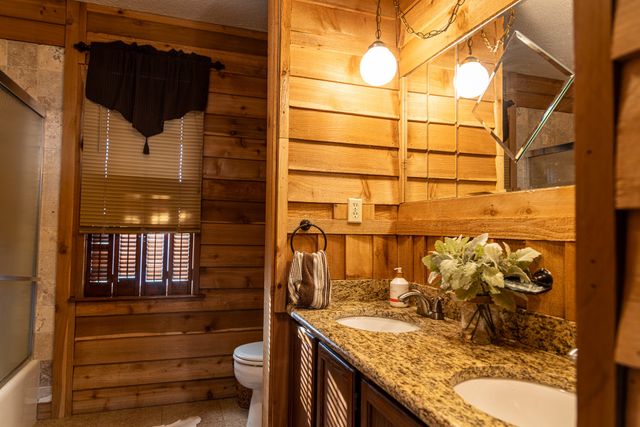 189 Nautilus Court, Decatur, TX 76234