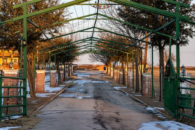 189 Nautilus Court, Decatur, TX 76234