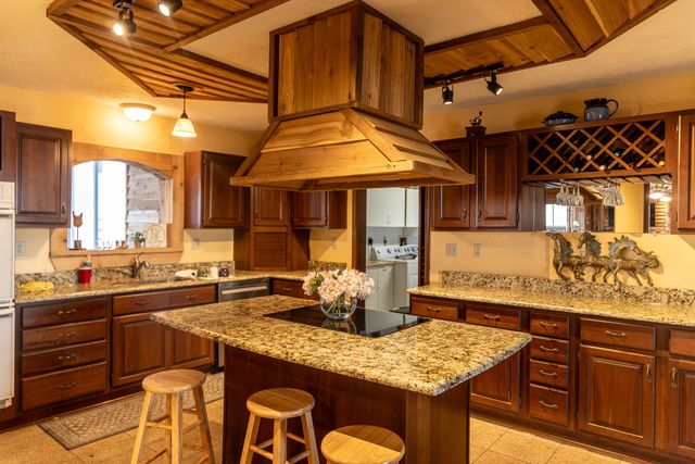 189 Nautilus Court, Decatur, TX 76234