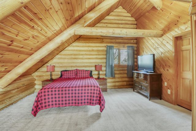 21748 E Height Of Land Drive, Detroit Lakes, MN 56501