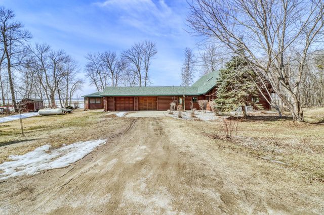 21748 E Height Of Land Drive, Detroit Lakes, MN 56501