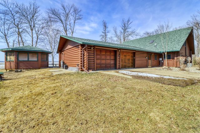 21748 E Height Of Land Drive, Detroit Lakes, MN 56501