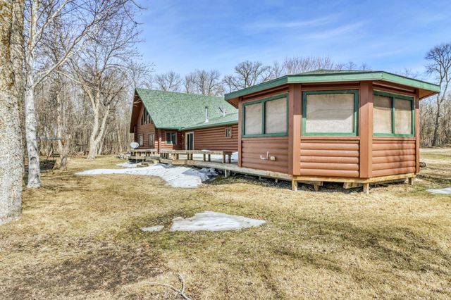 21748 E Height Of Land Drive, Detroit Lakes, MN 56501
