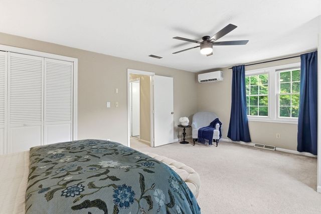 10 Arnold Road, Framingham, MA 01701