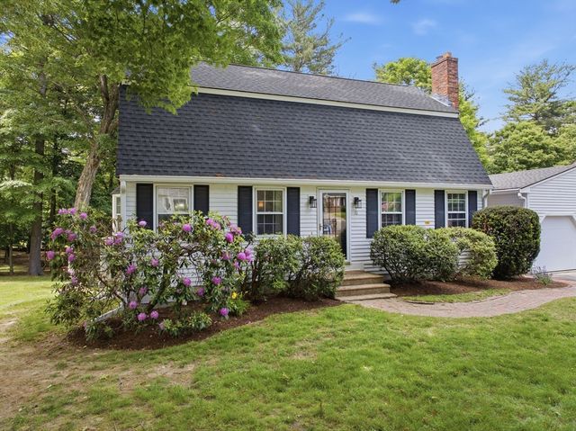 10 Arnold Road, Framingham, MA 01701