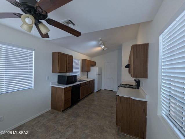 7254 W Maple Ridge Drive, Tucson, AZ 85743