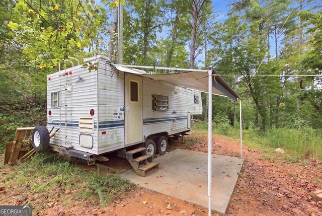 1582 Jennys Cove Road, Cleveland, GA 30528
