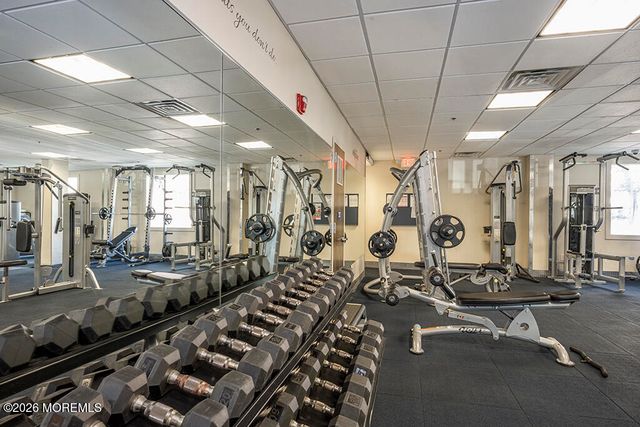 26 Half Moon Isle Isle, Jersey City, NJ 07305