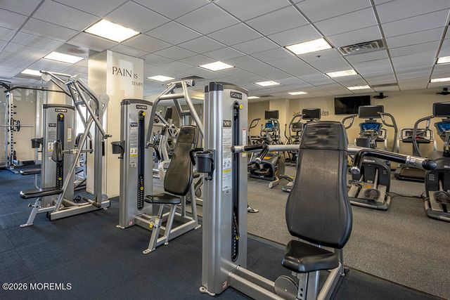 26 Half Moon Isle Isle, Jersey City, NJ 07305