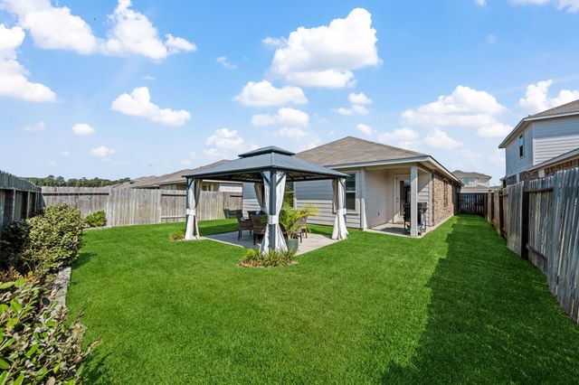 21214 Alder Oaks Drive, New Caney, TX 77357