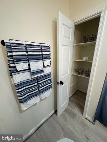 5527 SMITH STATION RD, Fredericksburg, VA 22407